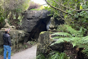 HOBBITON & HAMILTON GARDENS - Private Day Tour Ex Auckland