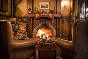 Auckland: Hobbiton Movie Set Tour med frokostbuffet