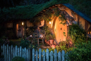 Auckland: Hobbiton Movie Set Tour mit Mittagsbuffet