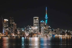 Oeste de Auckland: Puesta de sol con piscina termal y vista nocturna