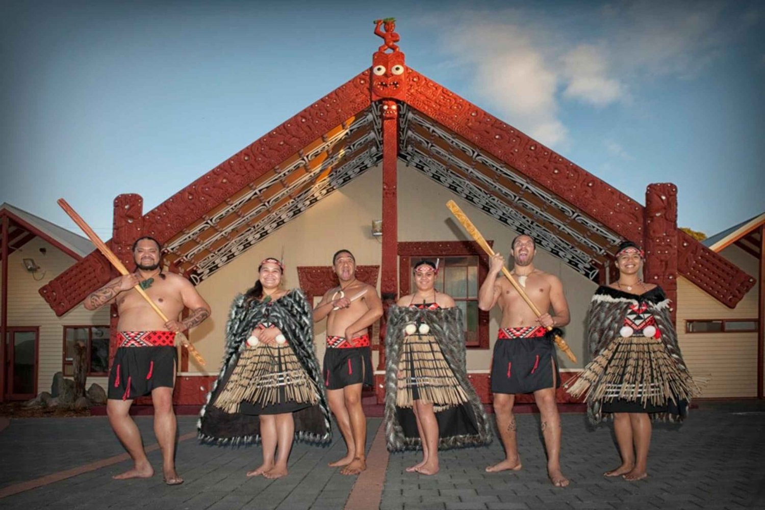 De Auckland: Rotorua Māori Village e combinações de atividades