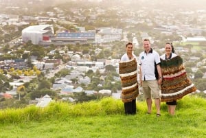 豪华奥克兰 & West Coast Day Tour with Maori Guide