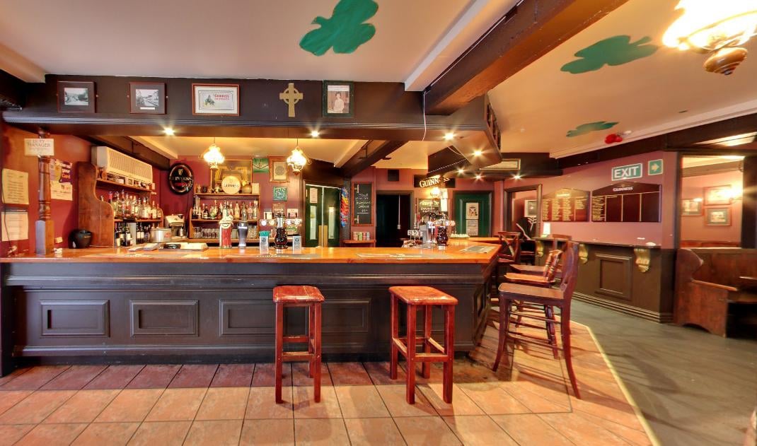 克拉达爱尔兰酒吧