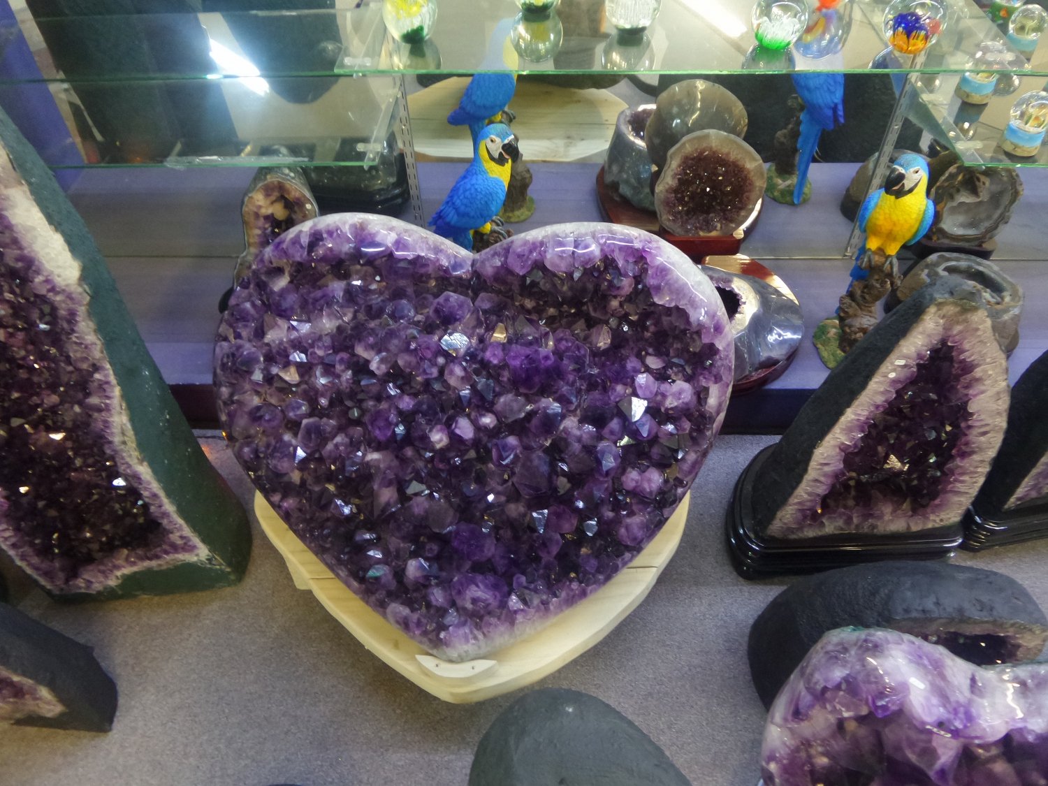 Crystal Mountain in West Auckland - Jewellery Shop, Museum and Theme Park