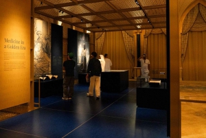 Tour cultural de 3 días por los EAU: Abu Dabi y el desierto desde Dubái