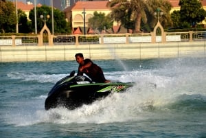 1 uur durende jetskiverhuur in Abu Dhabi