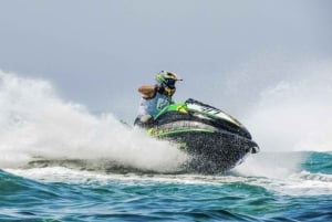 Abu Dhabi: 1-stündiger Jetski-Verleih