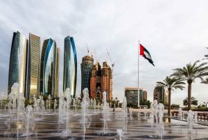 Abu Dhabi: tour della città di 2 giorni e corsa sulle dune del deserto in 4x4