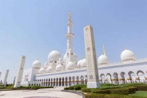 Abu Dhabi : Bus à arrêts à arrêts multiples : visite touristique d'Abu Dhabi