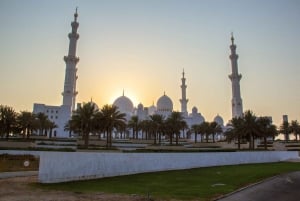 Abu Dhabi : Bus à arrêts à arrêts multiples : visite touristique d'Abu Dhabi