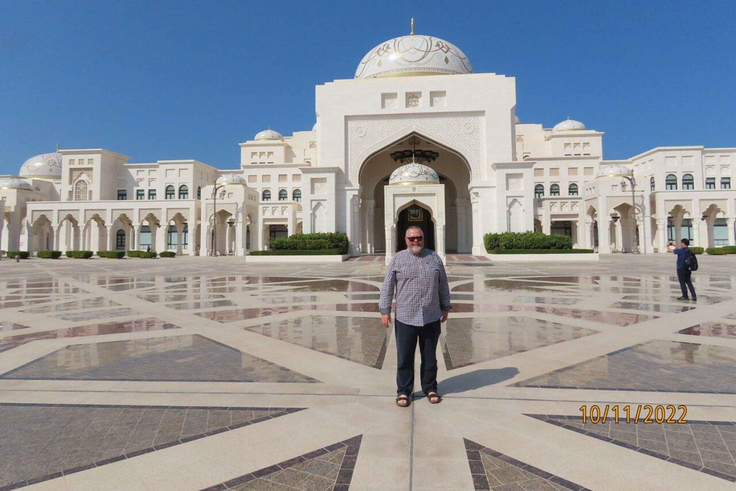 Servizio di autista a ore nella città di Abu Dhabi (5 ore)