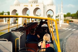 Abu Dhabi: City Sightseeing HOHO Bus Tour + varattavissa olevat lisämaksut: City Sightseeing HOHO Bus Tour + varattavissa olevat lisämaksut