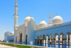 Abu Dhabi: Stadtrundfahrt und Wüstensafari