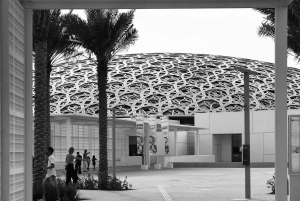 Tour della città di Abu Dhabi con il Louvre e la Grande Moschea