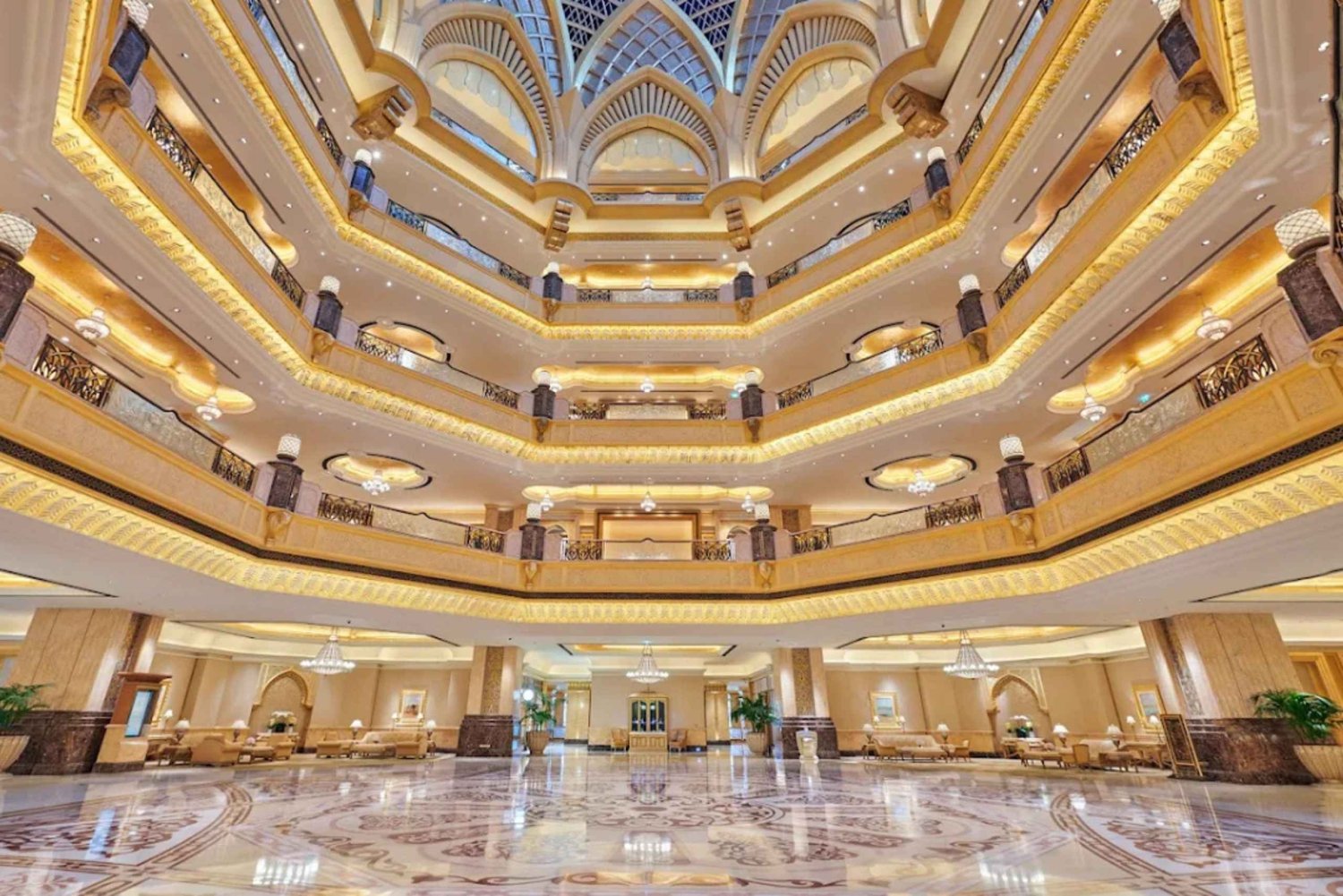 Visite citadine d'une journée ou d'une demi-journée à Abou Dabi avec déjeuner traditionnel