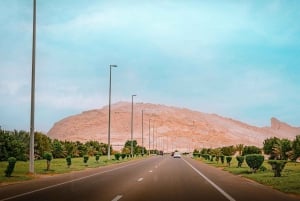 Abu Dhabi : Visite d'Al Ain d'une journée avec billets d'entrée et repas