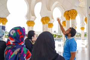 Abu Dhabi: tour a piedi guidato con Gran Moschea, palazzo e souk