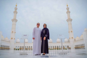 Abu Dhabi: tour a piedi guidato con Gran Moschea, palazzo e souk
