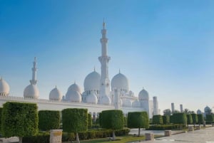 Abu Dhabi Heritage Trail: Från moskéer till marknader