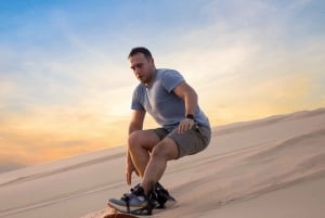 Abu Dhabi: Passeio matinal pelas dunas, passeio de camelo e sandboard