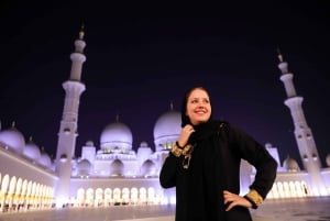 Abu Dhabi: Fotoshooting an der Scheich-Zayid-Moschee