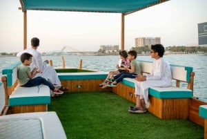Abu Dhabi: Sea Breeze Boat Tour