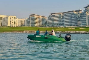 Abu Dhabi: Yas Islandin äänikierros itseohjattavalla veneellä