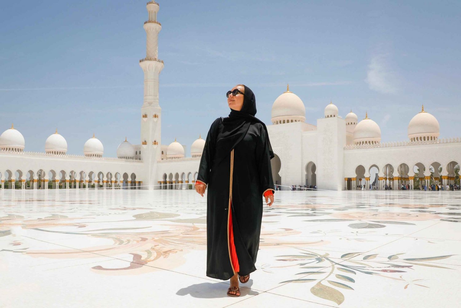 Abu Dhabi: Sheikh Zayed Grand Mosque Tour with Photographer