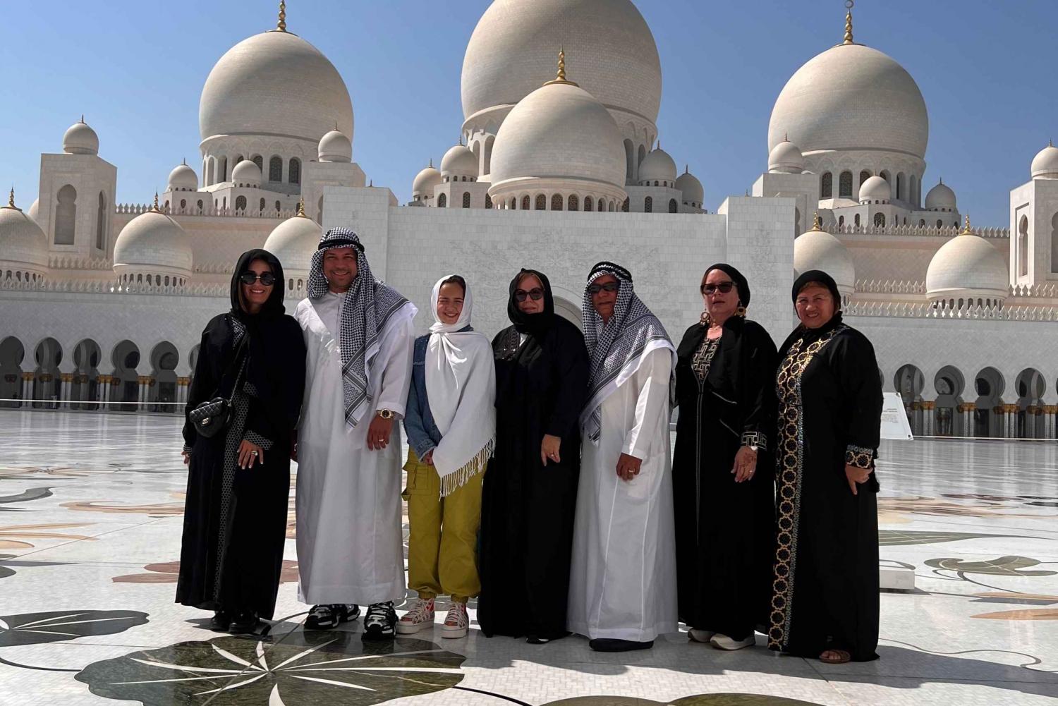 Abu Dhabi Sheikh Zayed Mosque private City Tour from Dubai