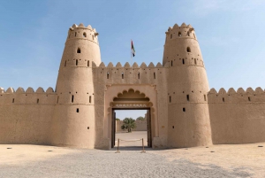 D'Abu Dhabi à Al Ain : des terres royales aux sommets montagneux