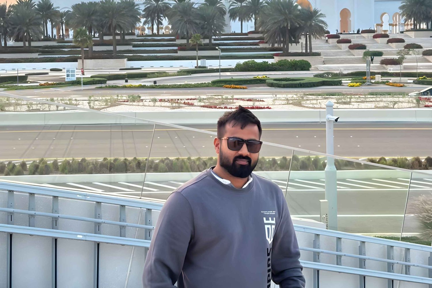 Abu Dhabi-tur hele dagen – Grand Mosuqe, Louvre-museet og mer