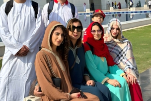 Abu Dhabi-tur hele dagen – Grand Mosuqe, Louvre-museet og mer