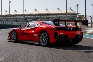 Abu Zabi: Yas Marina Circuit Ferrari 488 Challenge