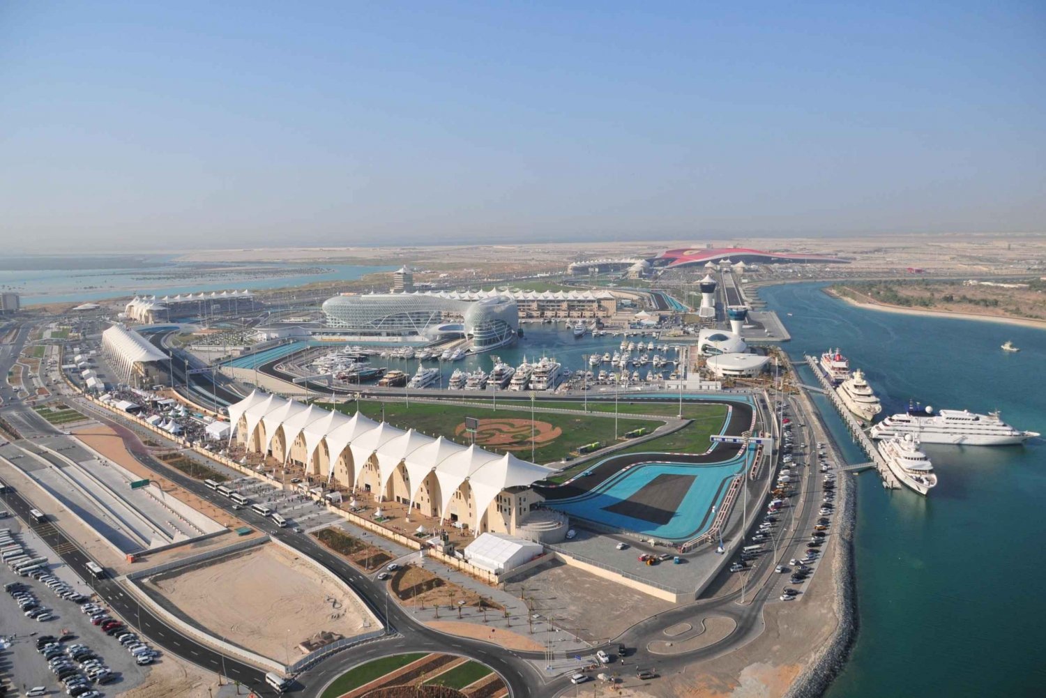 Abu Dhabi: Tour guidato del Circuito di Yas Marina