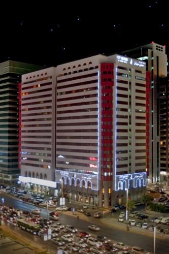 Гостиница City Seasons Al Hamra