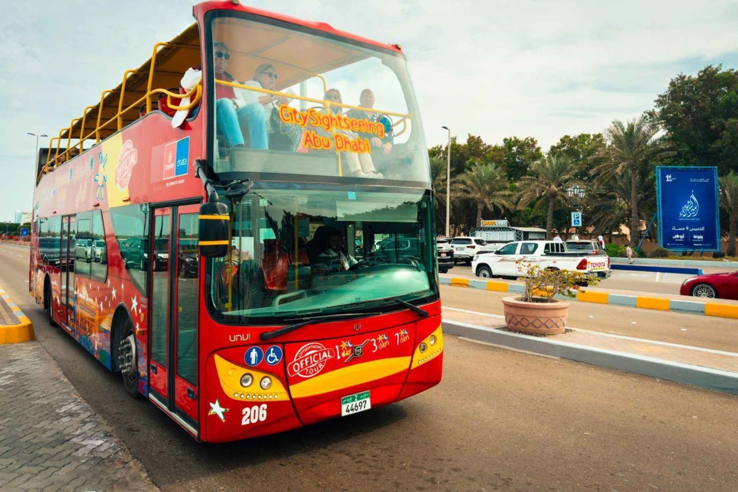 City Sightseeing Abu Dhabi + Dubai Tour en autobús con paradas libres