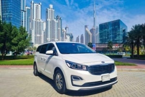 Dubai/Abu Dhabi: Privat transport med chauffør hele dagen