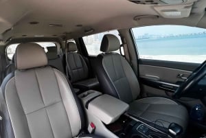 Dubai/Abu Dhabi: Privat transport med chauffør hele dagen