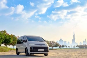 Dubai/Abu Dhabi: Private Transfer Service with tour guide