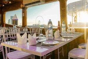 Dubai: Beste traditionele dhow cruise buffet diner in Marina