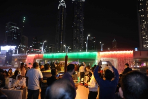 Dubai: Water Canal Dhow Cruise met diner