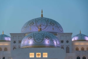 Kveldsbyomvisning i Abu Dhabi med Corniche og moskebesøk