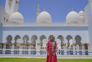 Fra Abu Dhabi: Sightseeing i byen og Sheikh Zayed-moskeen