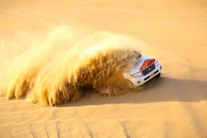 Fra Abu Dhabi: Dune bashing ørkensafari