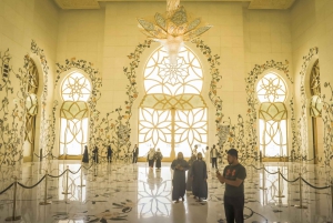 De Abu Dhabi: Grande Mesquita, Palácio Real e Torre Etihad