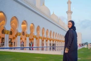 Von Abu Dhabi aus: Große Moschee, Königspalast und Etihad Tower