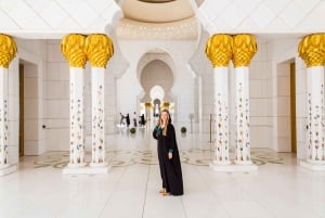Från Abu Dhabi: Halvdagsutflykt med guidad tur i Sheikh Zayed-moskén