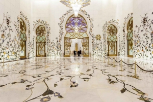 Von Abu Dhabi aus: Sheikh Zayed Moschee und Qasr Al Watan Tour