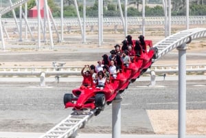 De Dubai: Excursão de um dia a Abu Dhabi com ingresso para o Ferrari World