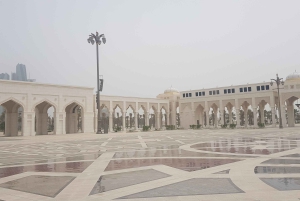 Из Дубая: однодневный тур в Абу-Даби с Qasr al Watan